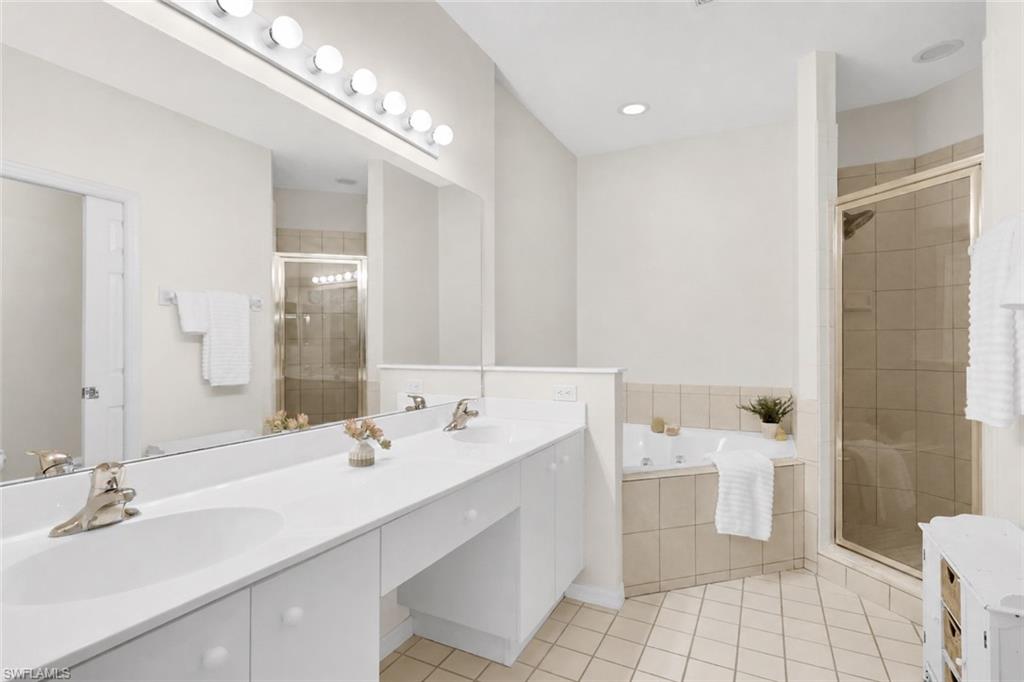 605 Lalique CIR # 805