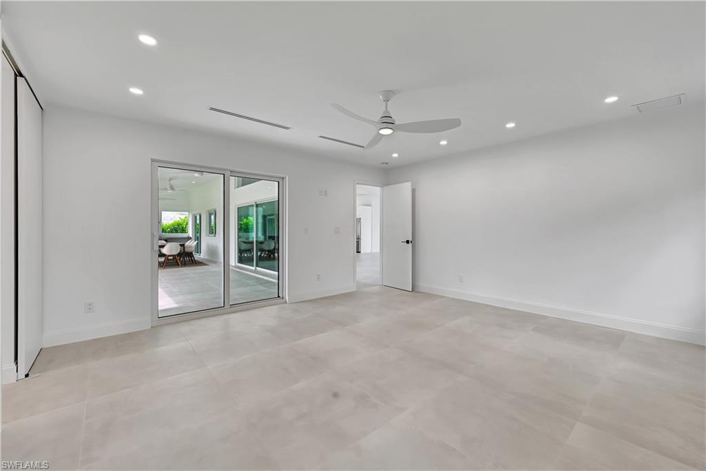 2517 Kings Lake BLVD