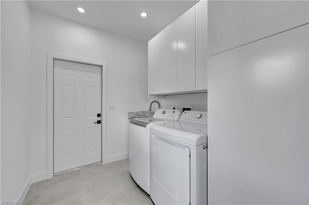 2517 Kings Lake BLVD