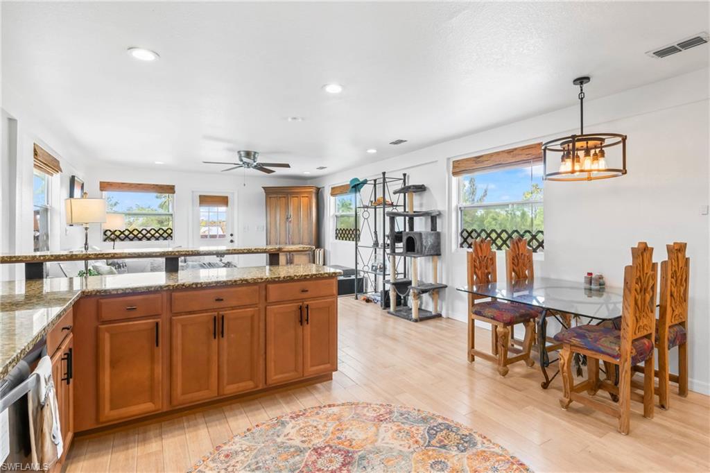 6050 Stringfellow RD