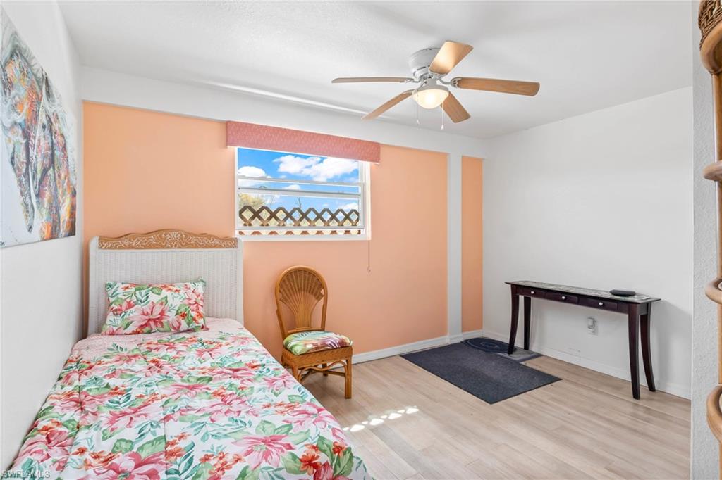 6050 Stringfellow RD