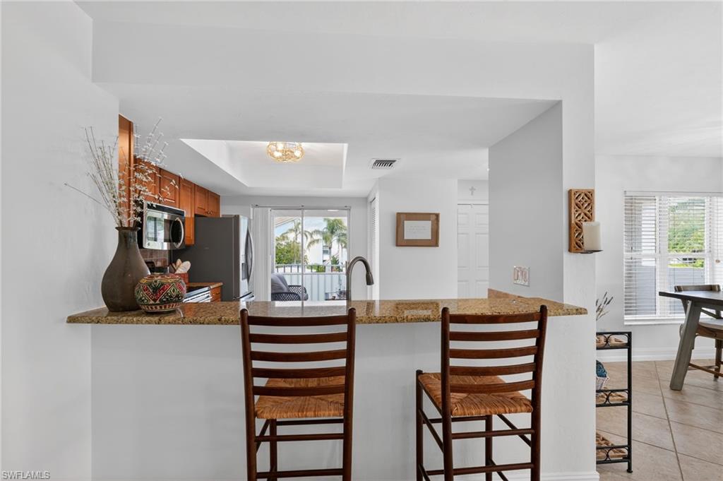 523 Club Side DR # 523 Unit: 2-523