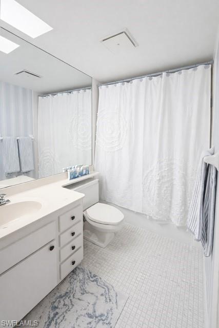 6040 Pelican Bay BLVD # D101