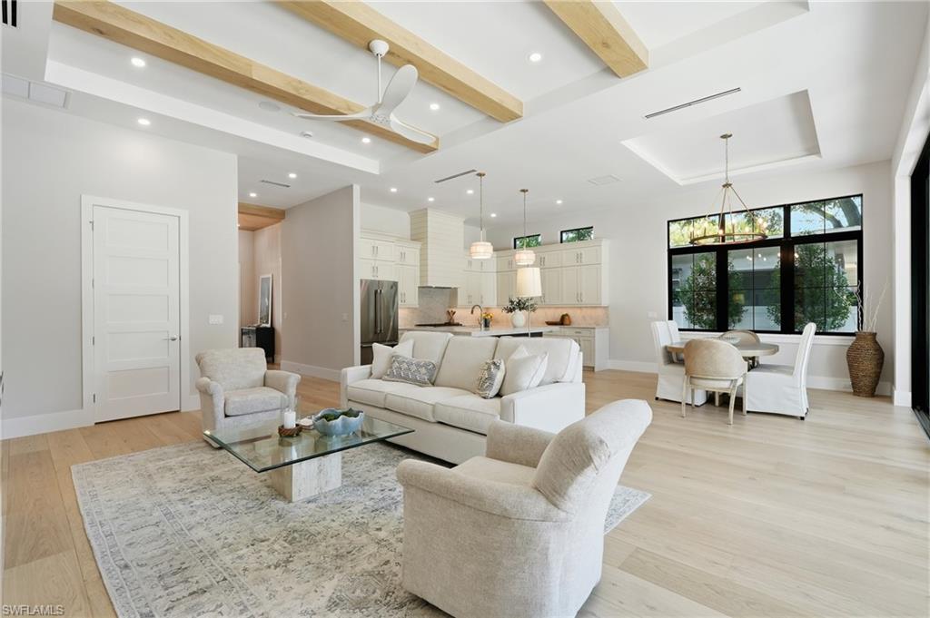 1102 9th AVE N