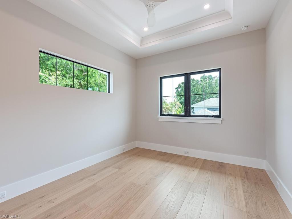 1102 9th AVE N