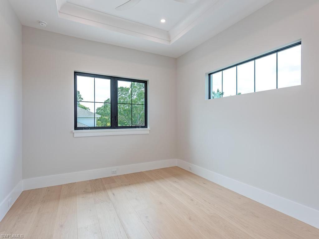 1102 9th AVE N