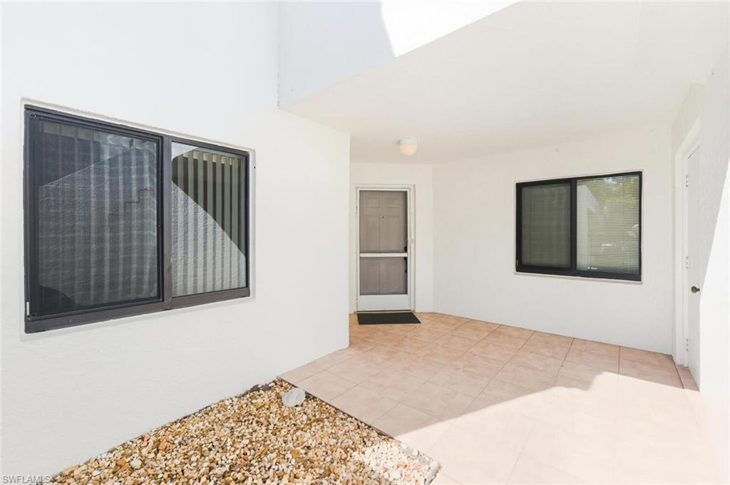 613 Beachwalk CIR # 102 Unit: J-102