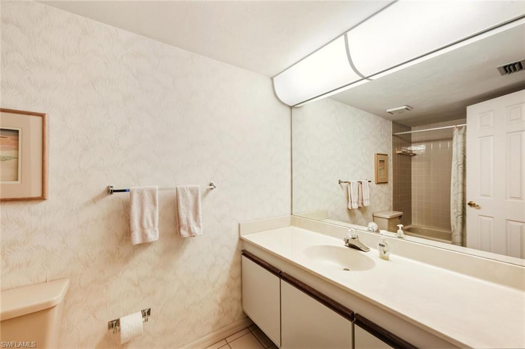 613 Beachwalk CIR # 102 Unit: J-102