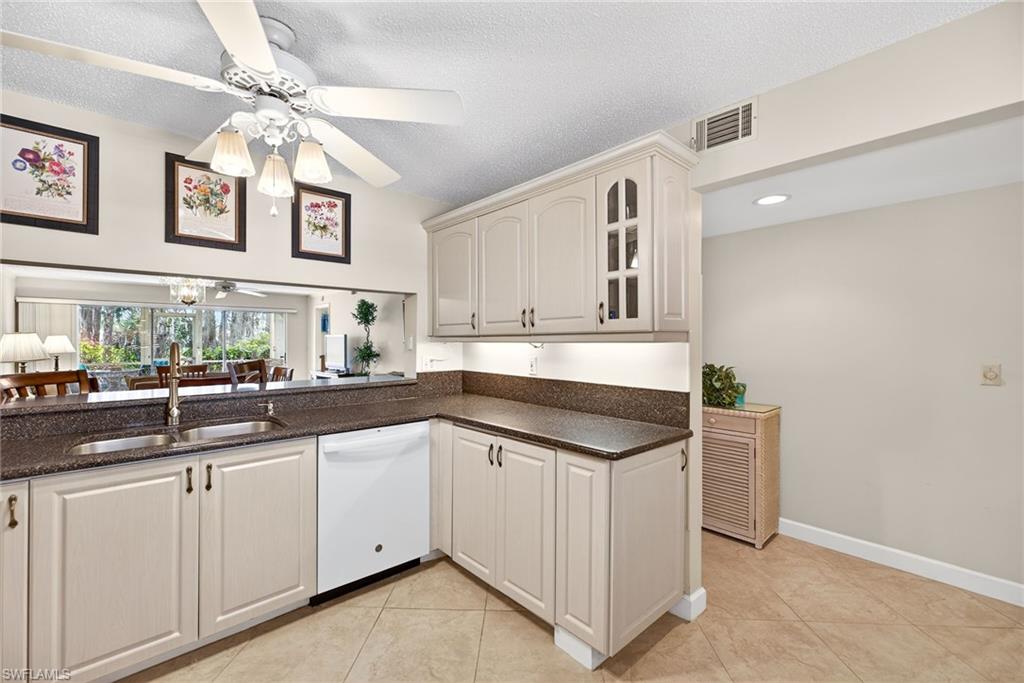 6700 Dennis CIR # A102