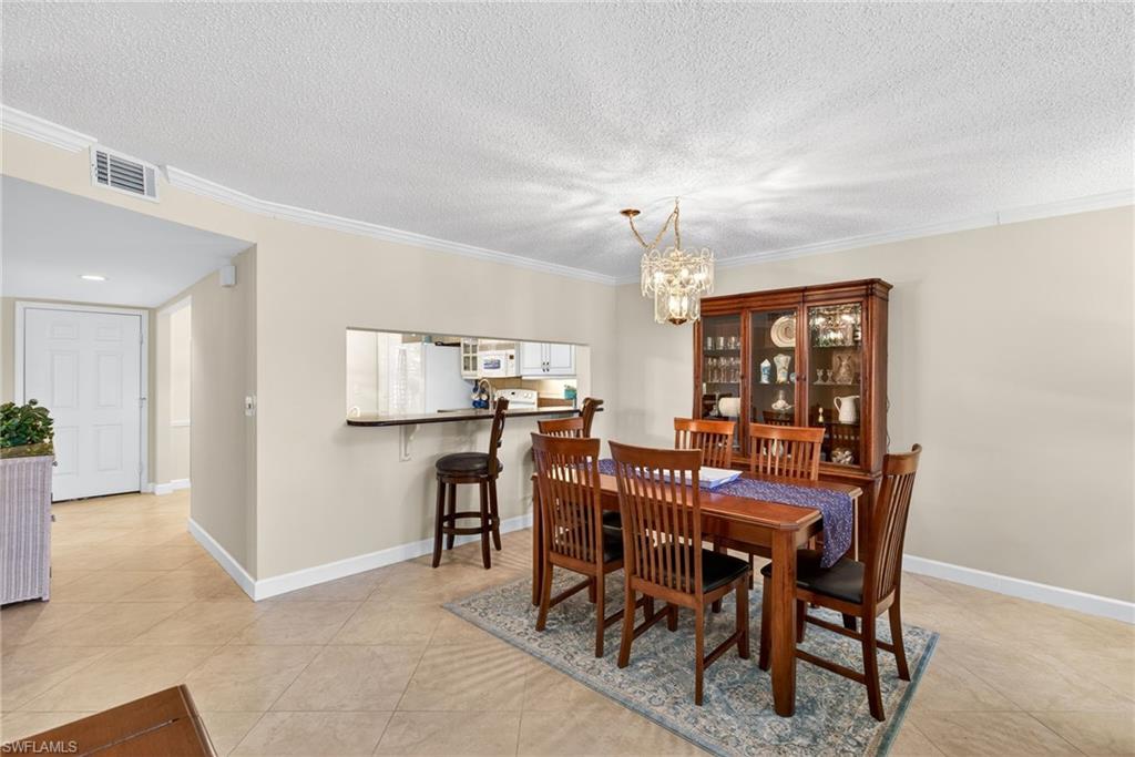 6700 Dennis CIR # A102