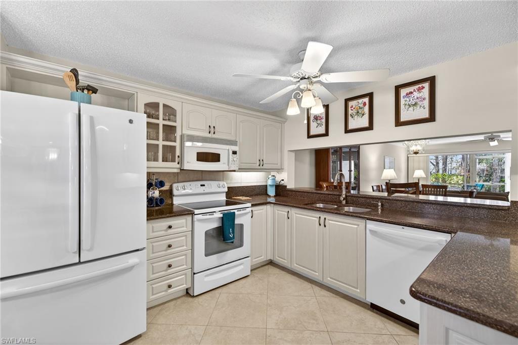 6700 Dennis CIR # A102