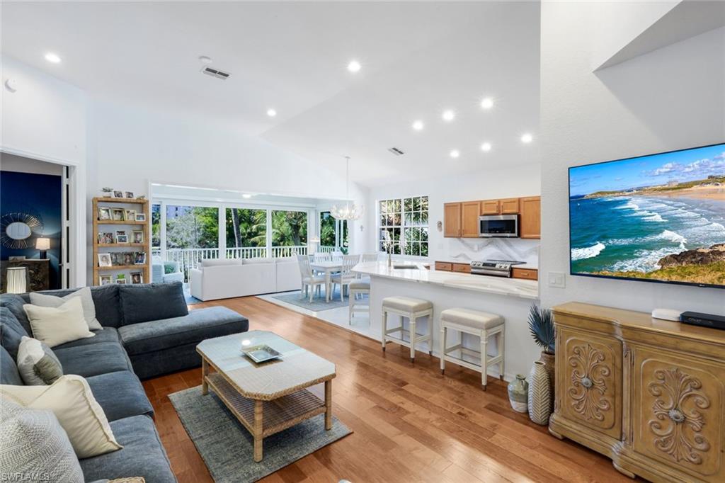 26914 Montego Pointe CT W # 202