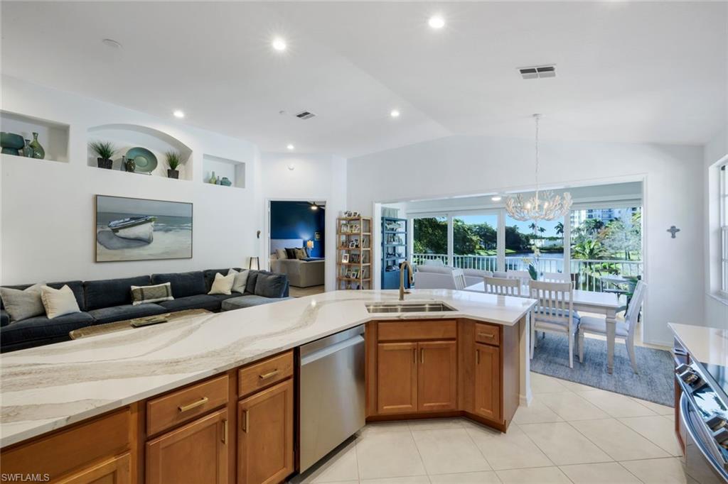 26914 Montego Pointe CT W # 202