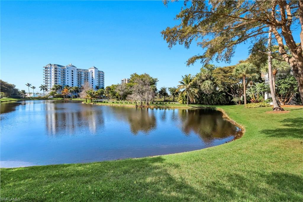 26914 Montego Pointe CT W # 202