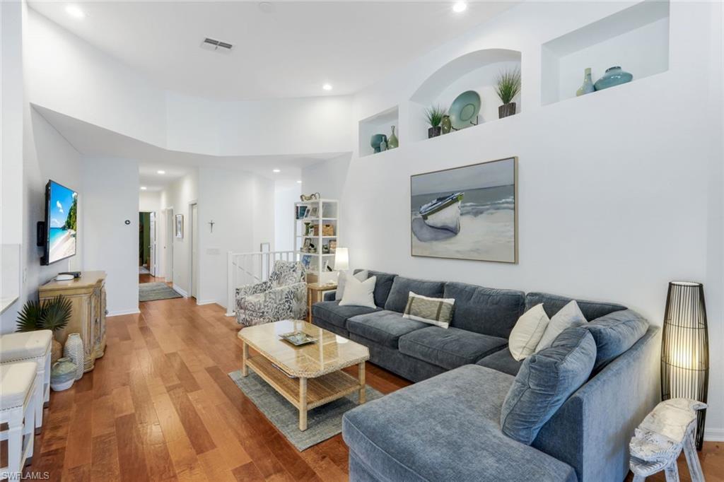 26914 Montego Pointe CT W # 202
