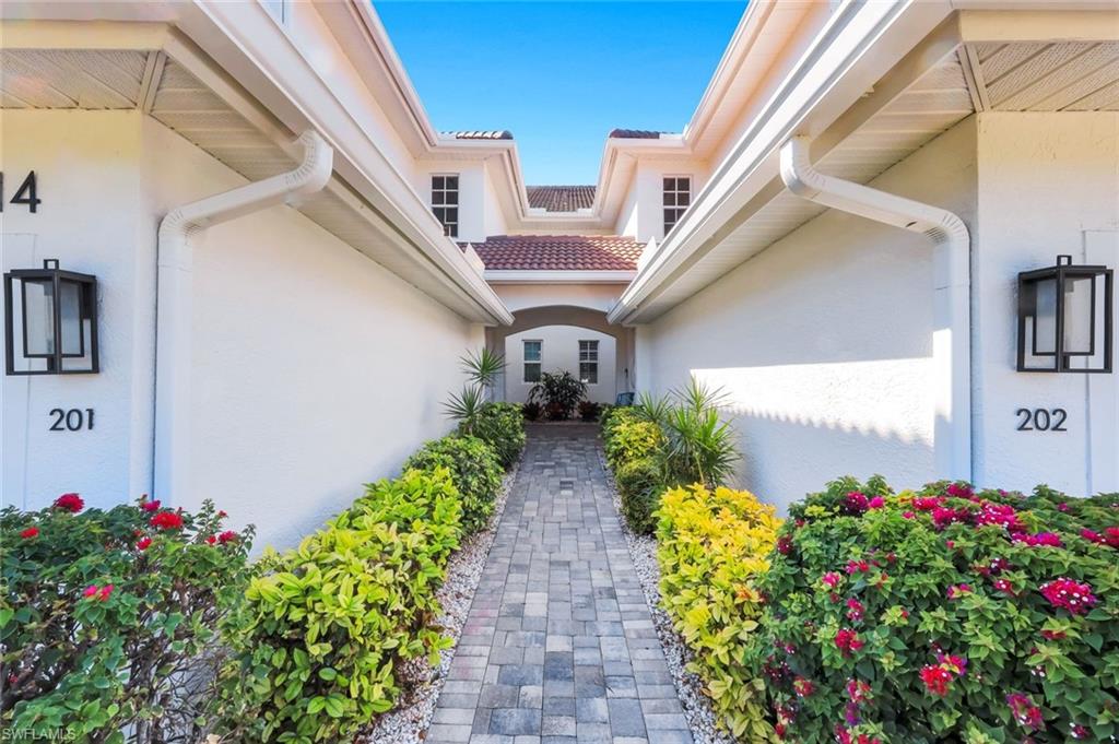 26914 Montego Pointe CT W # 202