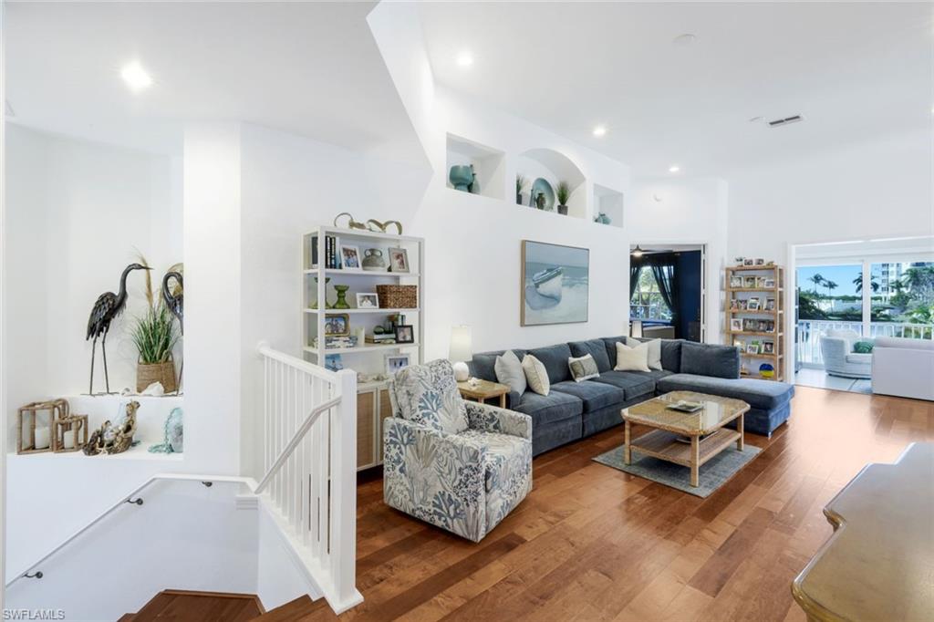 26914 Montego Pointe CT W # 202