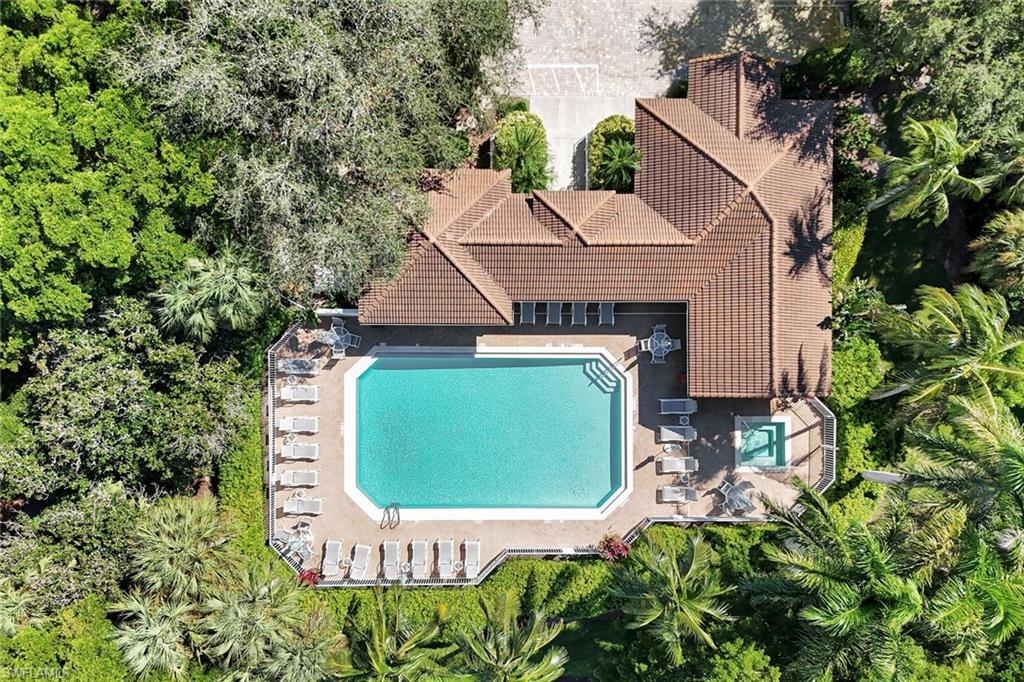 26914 Montego Pointe CT W # 202