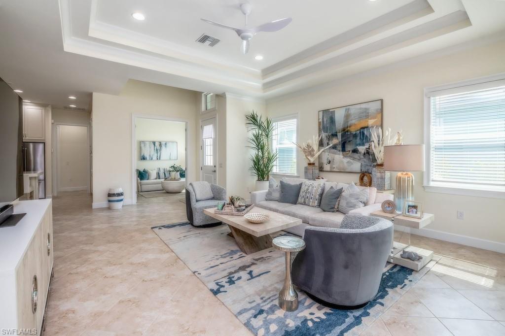 6867 Saona CT
