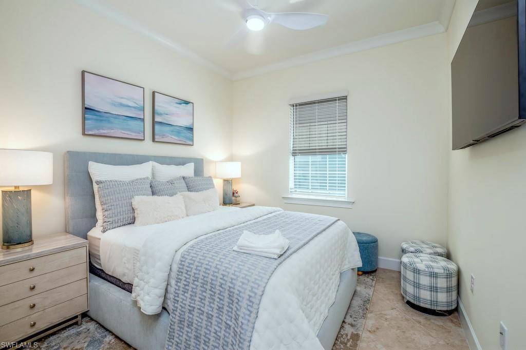 6867 Saona CT
