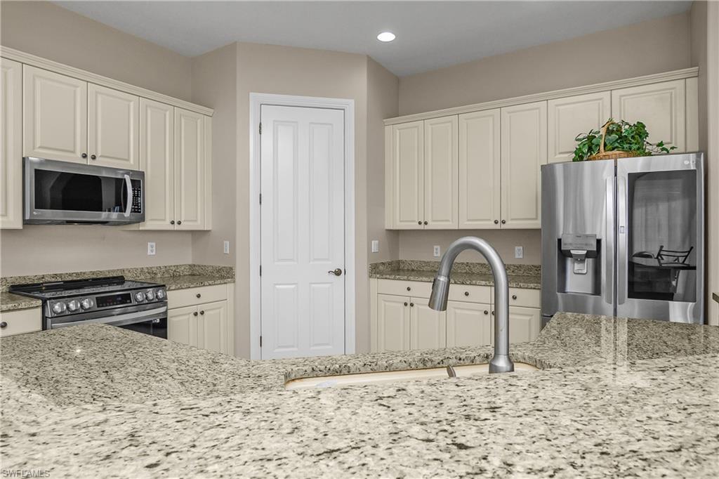 20022 Grande Lake DR