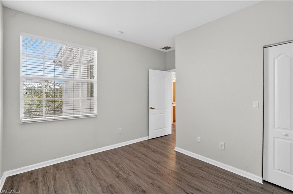 7032 Ambrosia LN 704