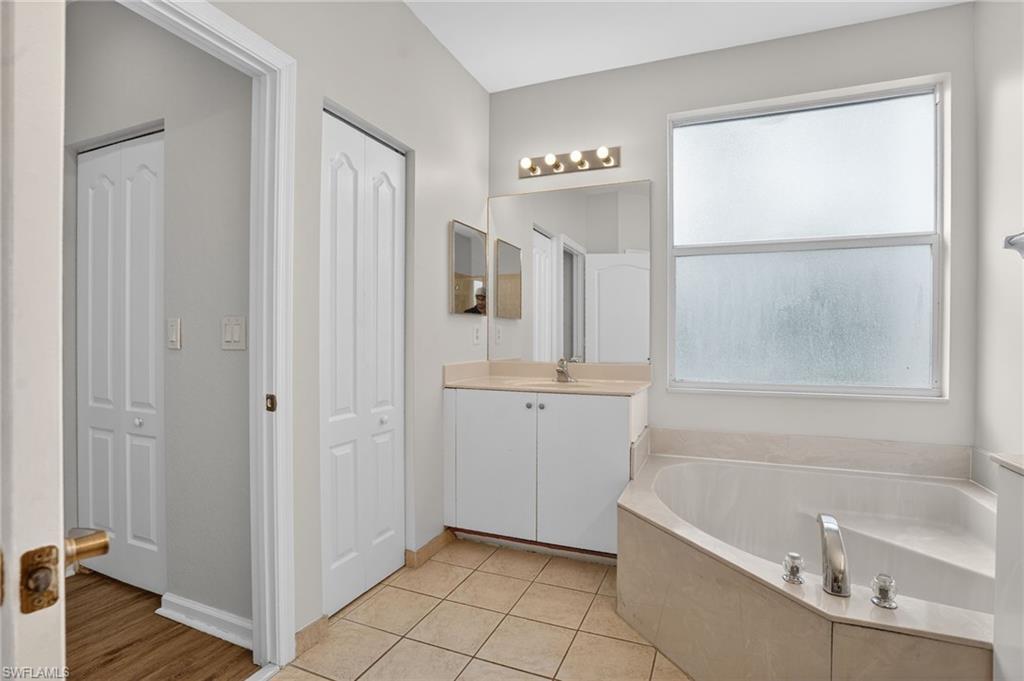 7032 Ambrosia LN 704