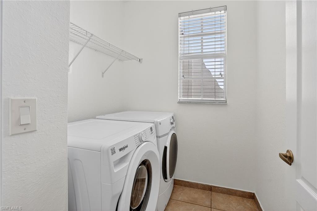 7032 Ambrosia LN 704