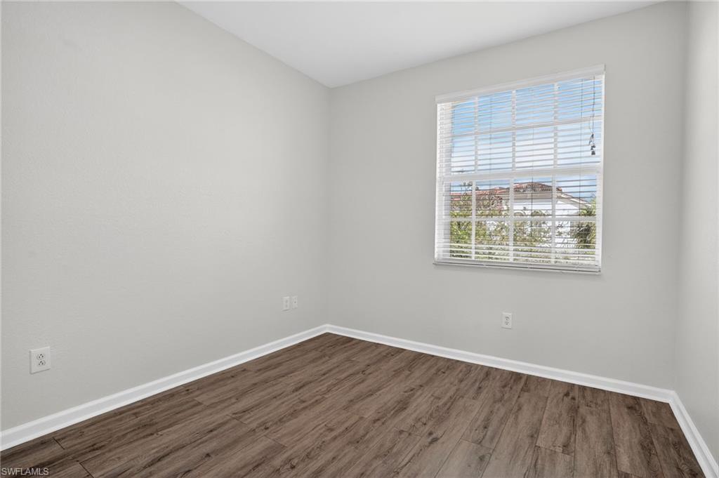 7032 Ambrosia LN 704