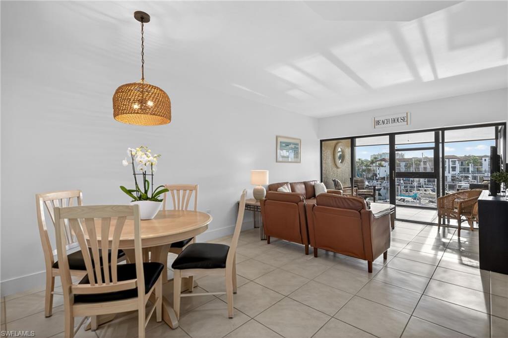 801 River Point DR # 206A