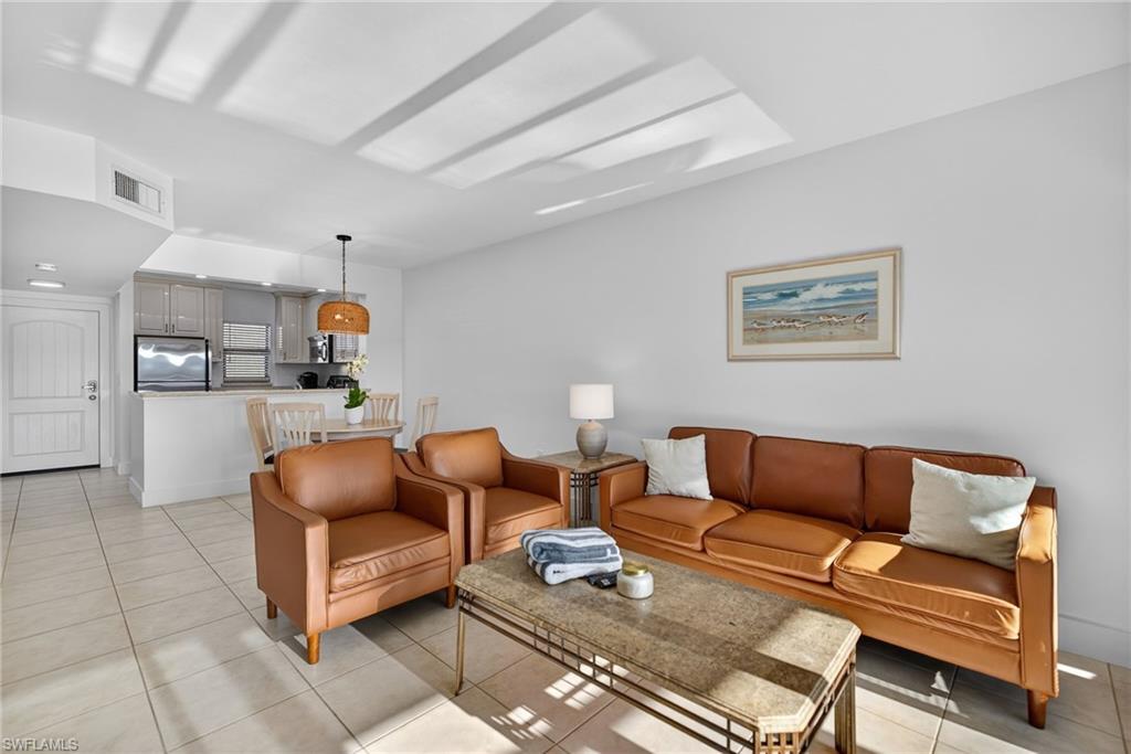 801 River Point DR # 206A