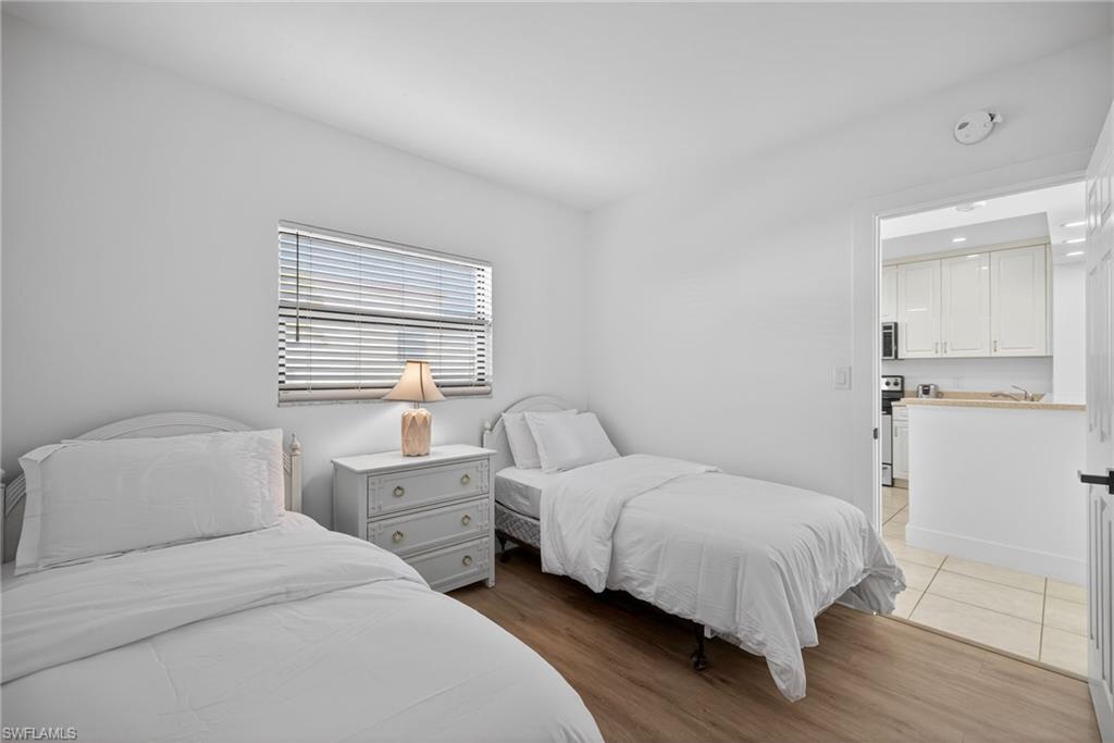 801 River Point DR # 206A