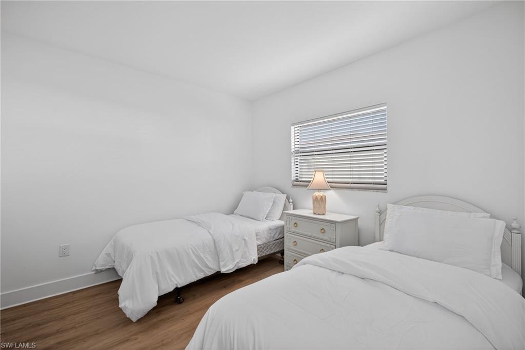 801 River Point DR # 206A