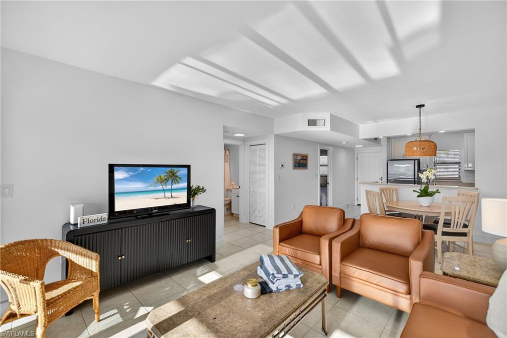 801 River Point DR # 206A