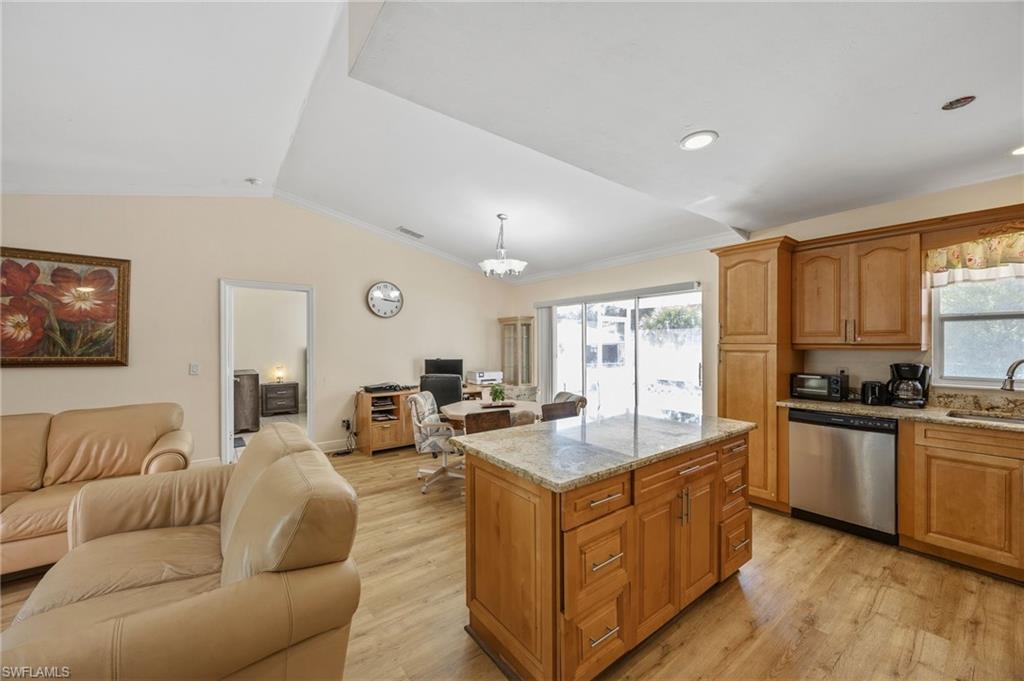 341 Everglades BLVD S