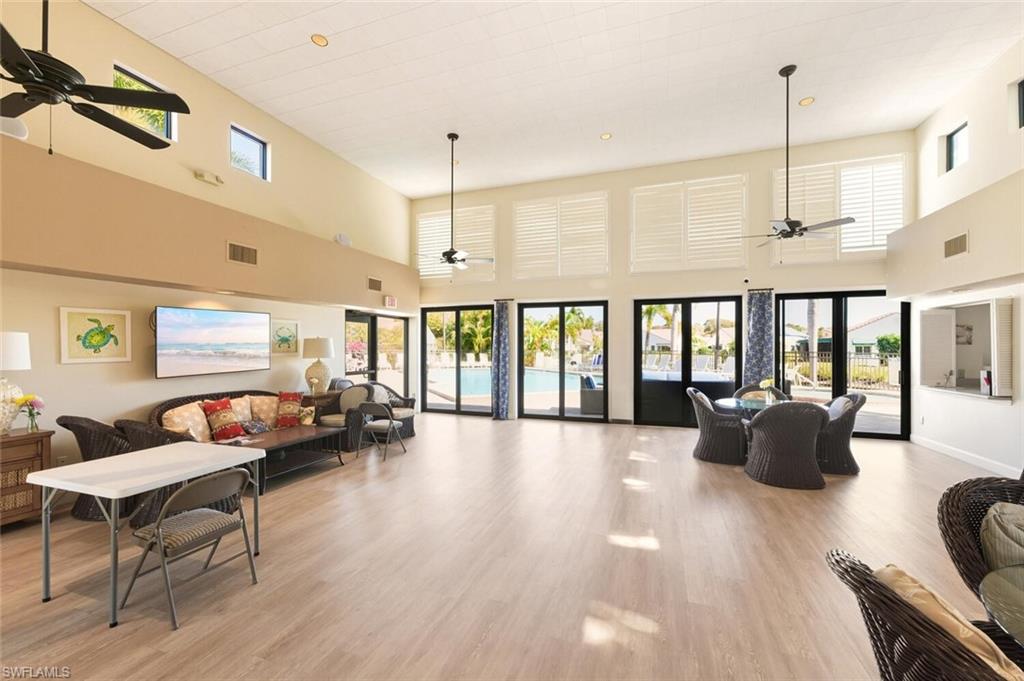 738 Reef Point CIR