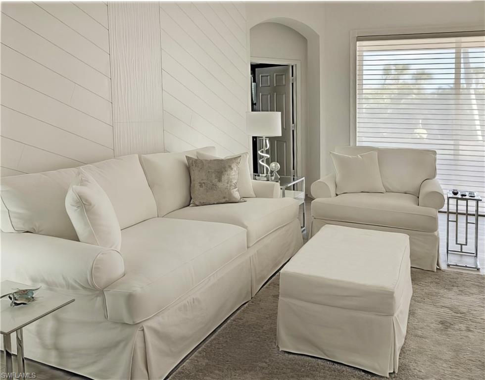 5758 Lago Villaggio WAY