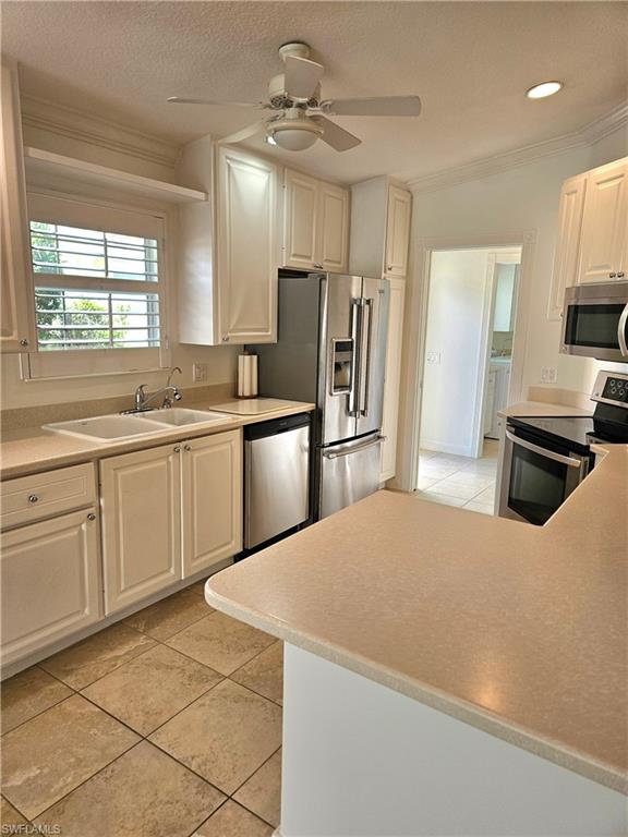 7828 Umberto CT