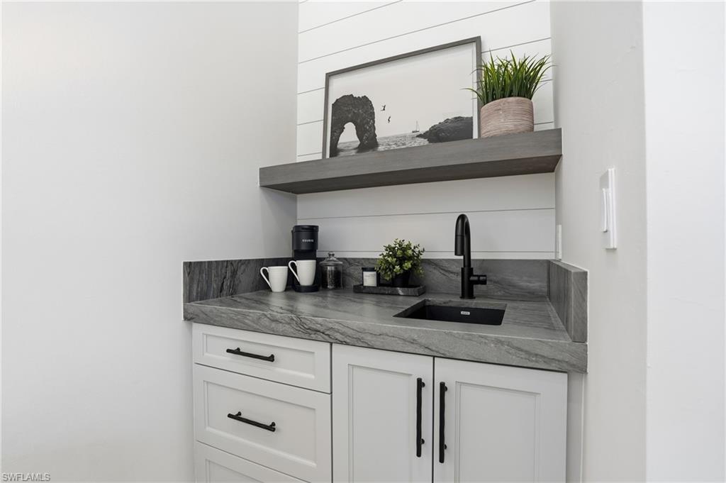 1159 Cypress Woods DR