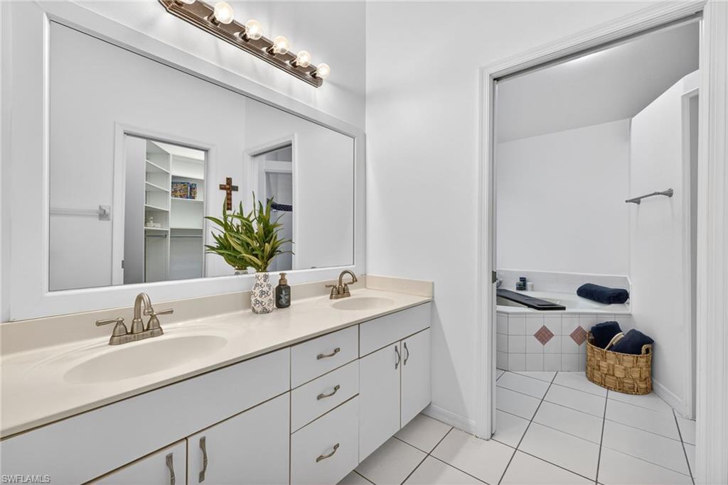 390 Saint Andrews BLVD