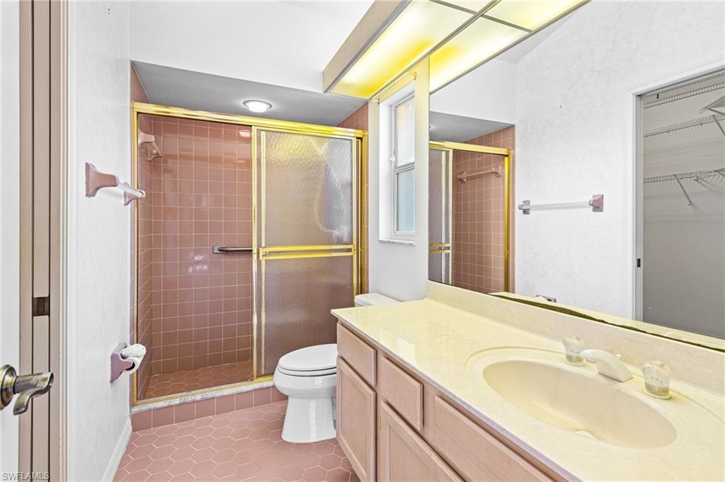 842 Charlemagne BLVD