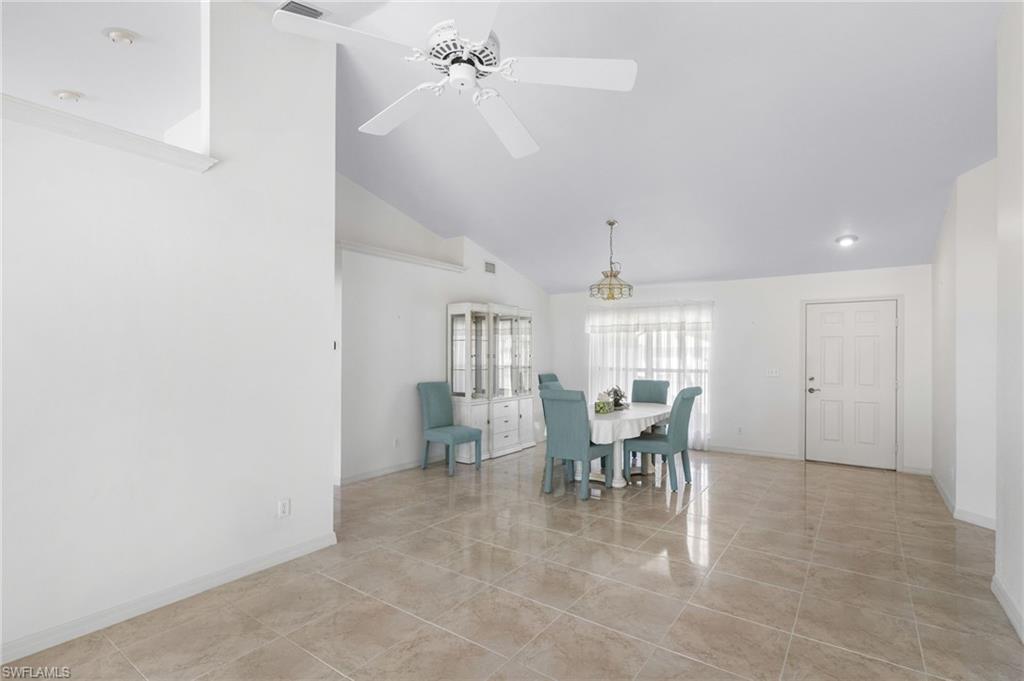 842 Charlemagne BLVD