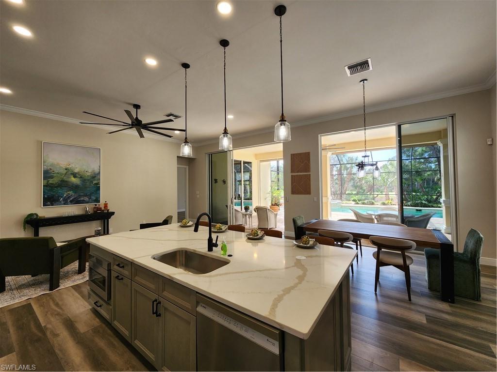 3625 Olde Cottage LN