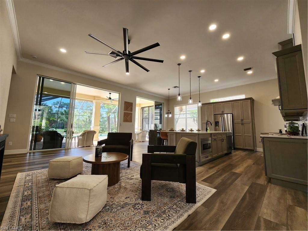 3625 Olde Cottage LN