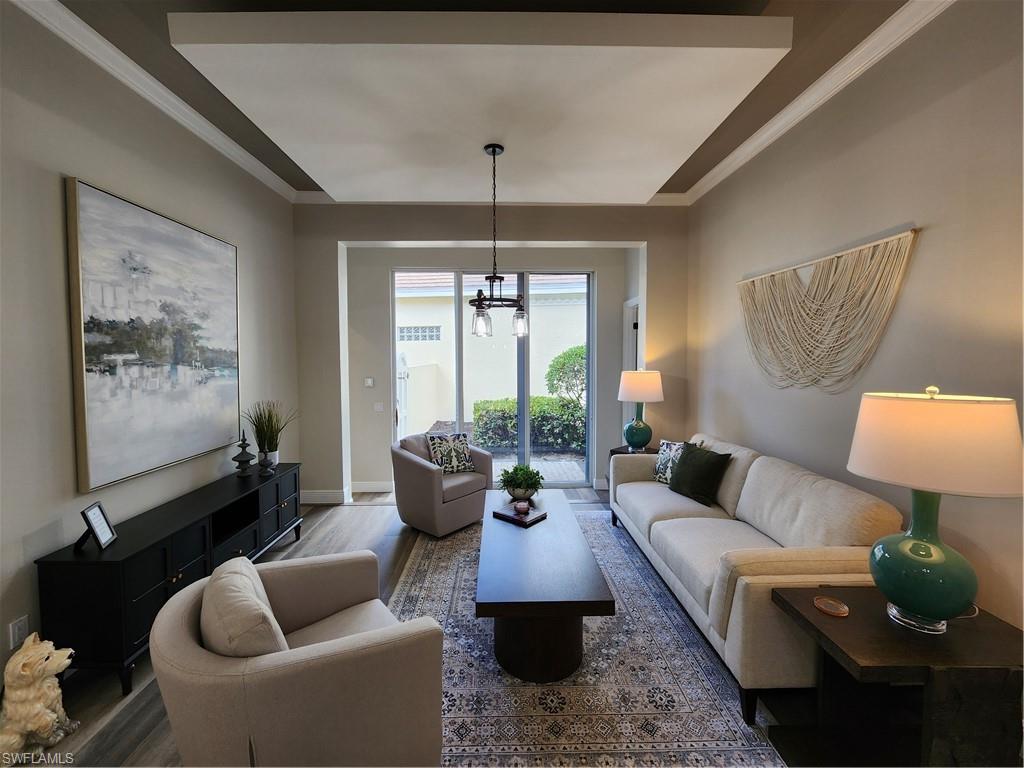 3625 Olde Cottage LN