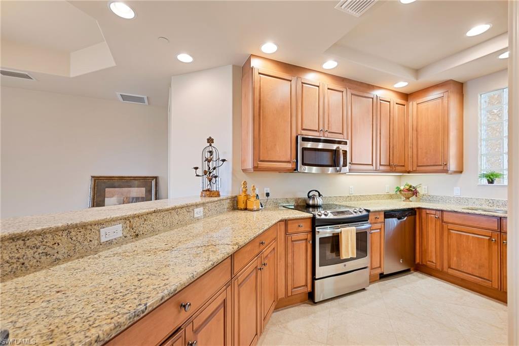 580 El Camino Real # 3705