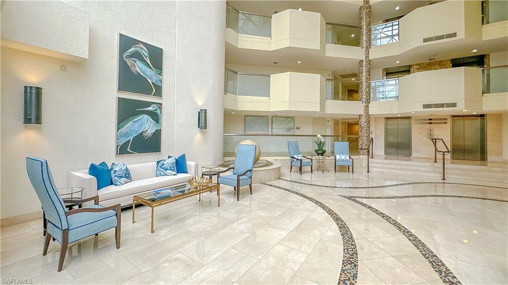 4251 Gulf Shore BLVD N # 18A