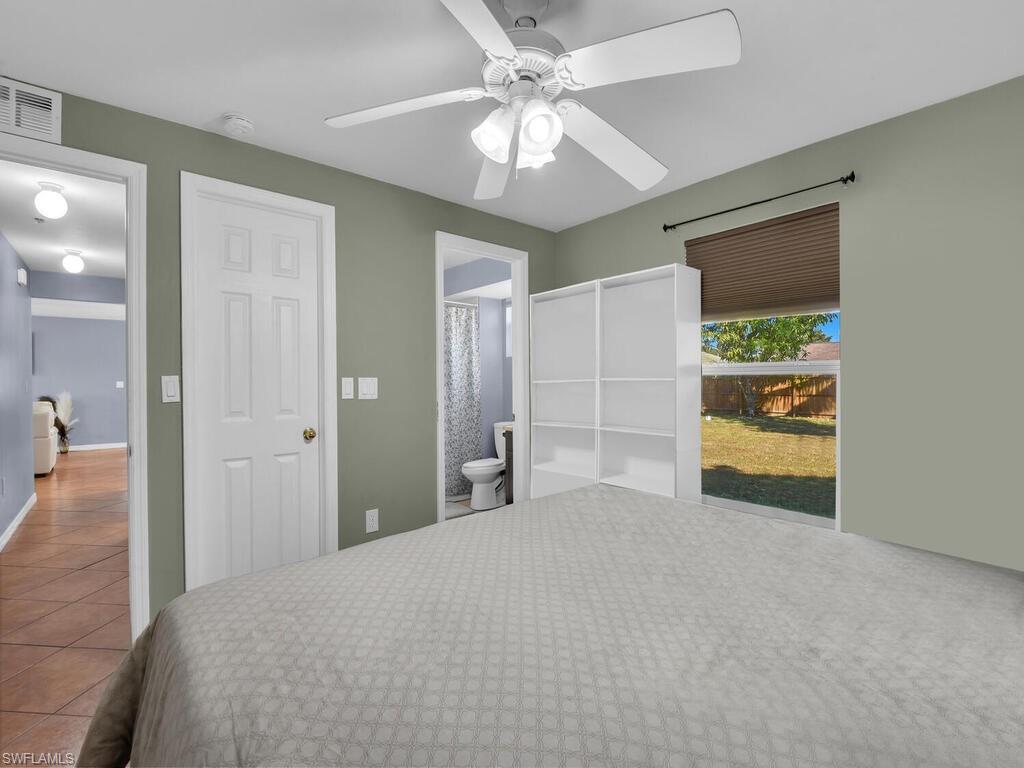 4913 4913 22ND PL SW