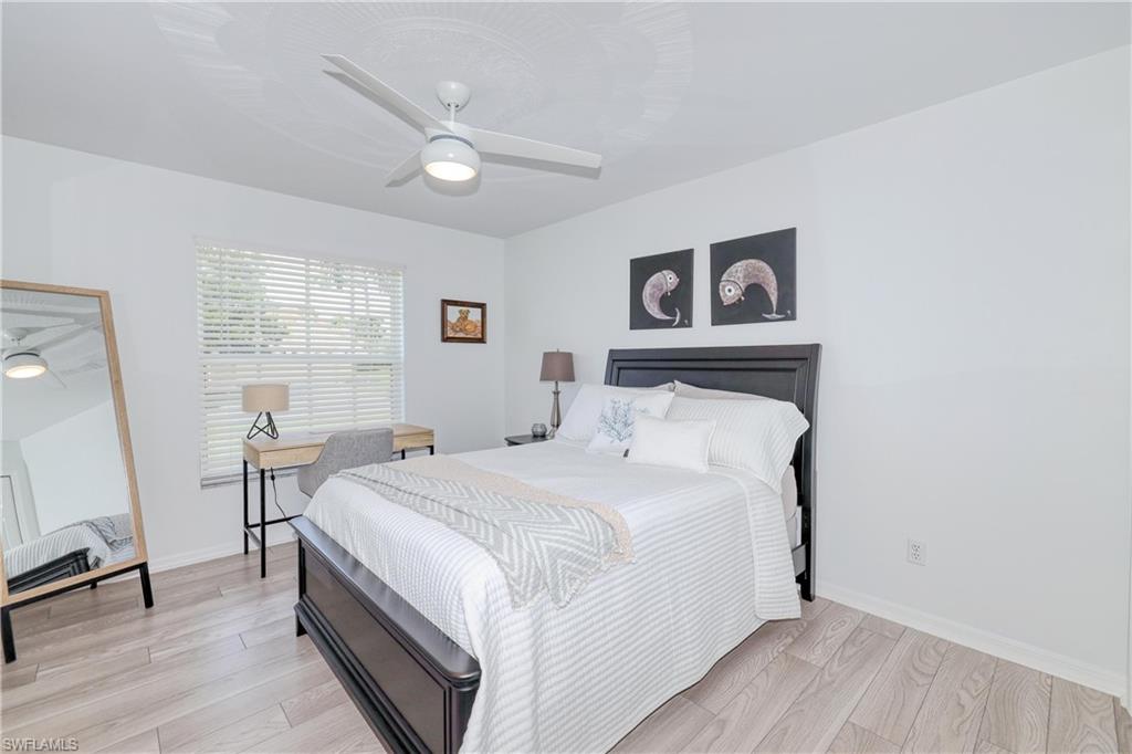 22589 Island Lakes DR