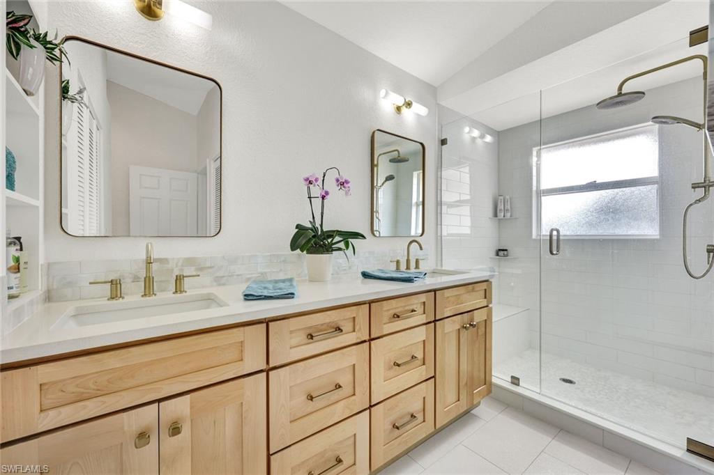 314 Emerald Bay CIR # I5